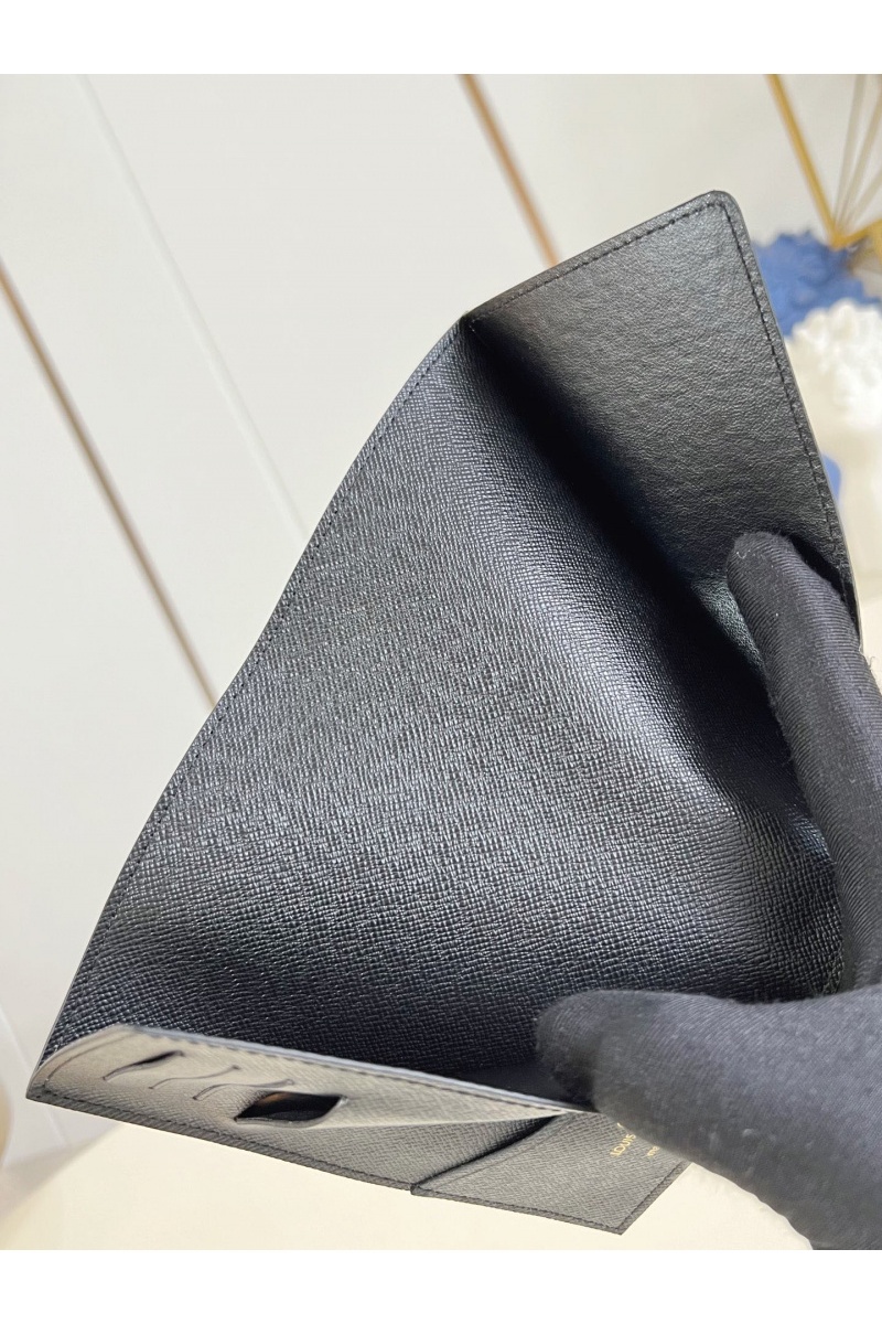 Lоuis Vuittоn Кожаная обложка для паспорта Premium 14x9.5x2.5 см