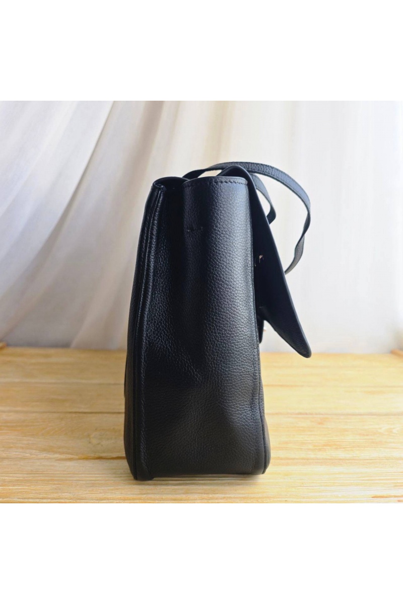 Chаnеl Кожаная сумка Maxi Flap 38x23 см