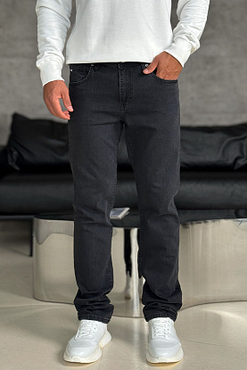 Мужские чёрные джинсы 