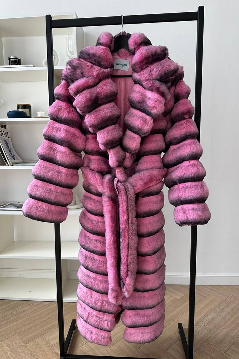 Designer Clothing Женская шуба розового цвета