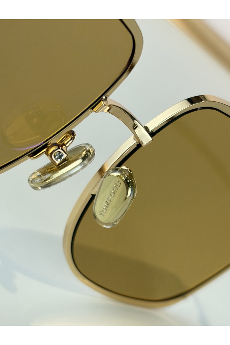 Tom Ford Солнцезащитные очки Tara