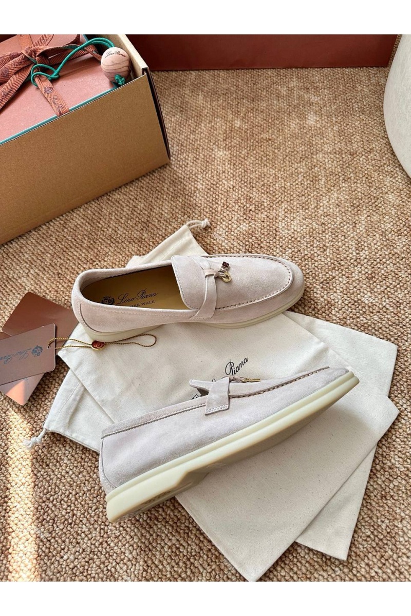 Loro Piana Женские замшевые лоферы Summer Charms Walk premium