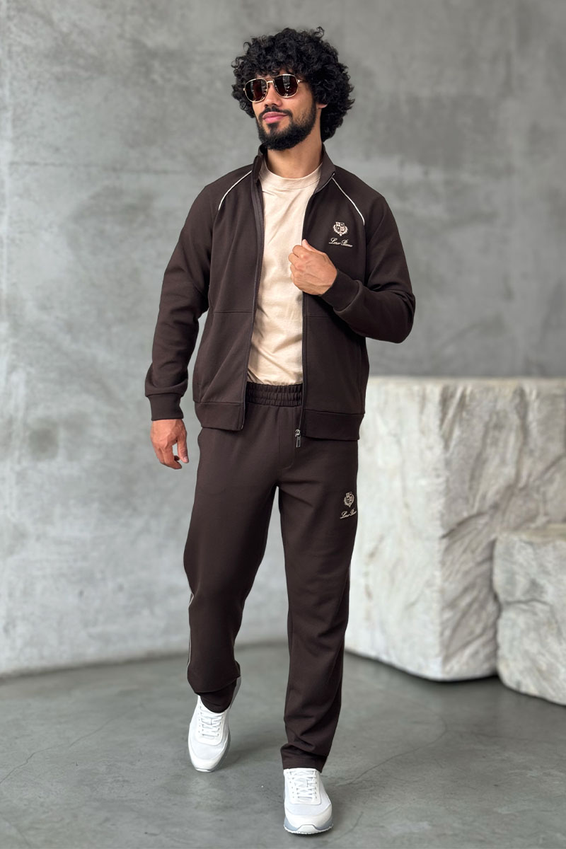 Loro Piana Спортивный костюм коричневого цвета 