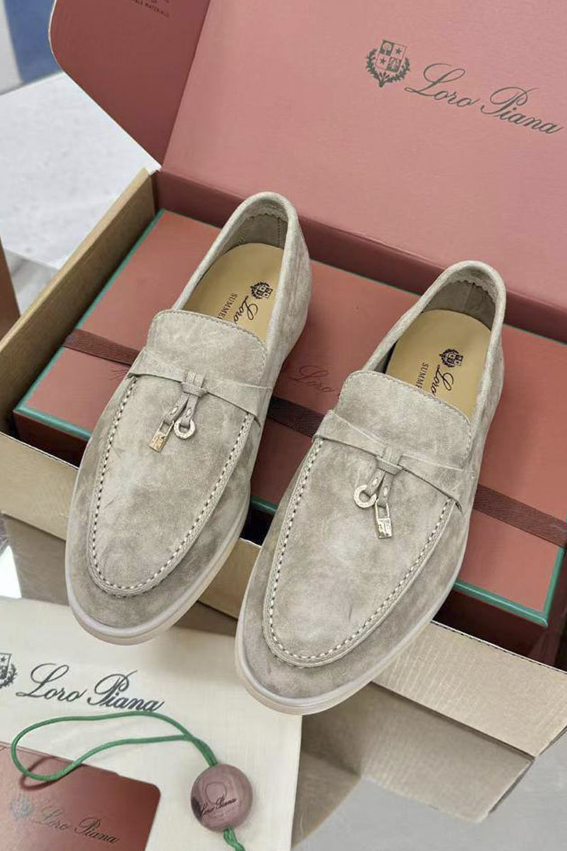Loro Piana Женские замшевые лоферы Summer Charms Walk premium