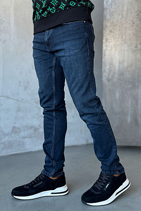 Мужские тёмно-синие джинсы 