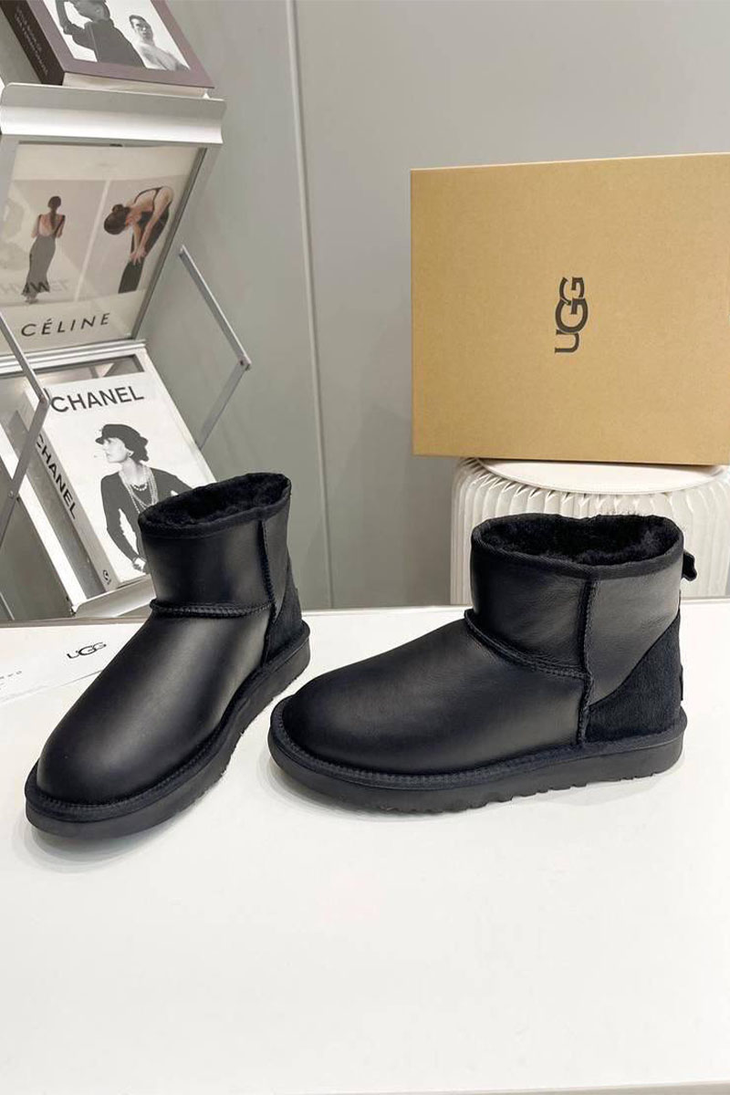 UGG Мужские чёрные ботинки Classic