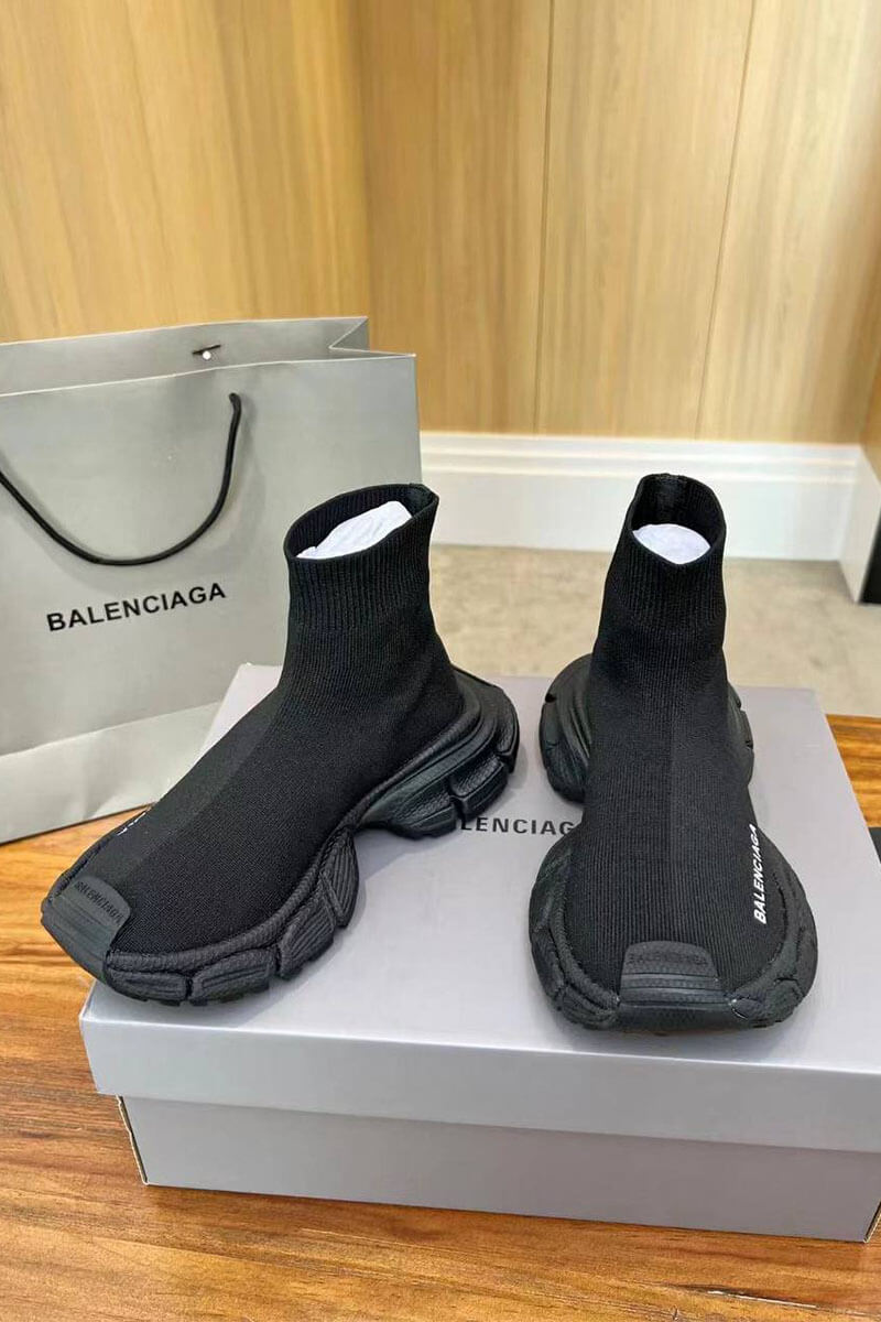 Balenciaga Женские кроссовки чёрного цвета 