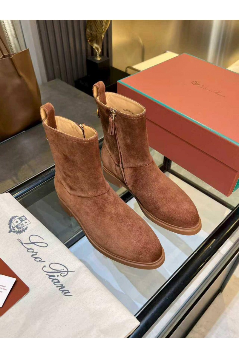 Loro Piana Женские замшевые сапоги 
