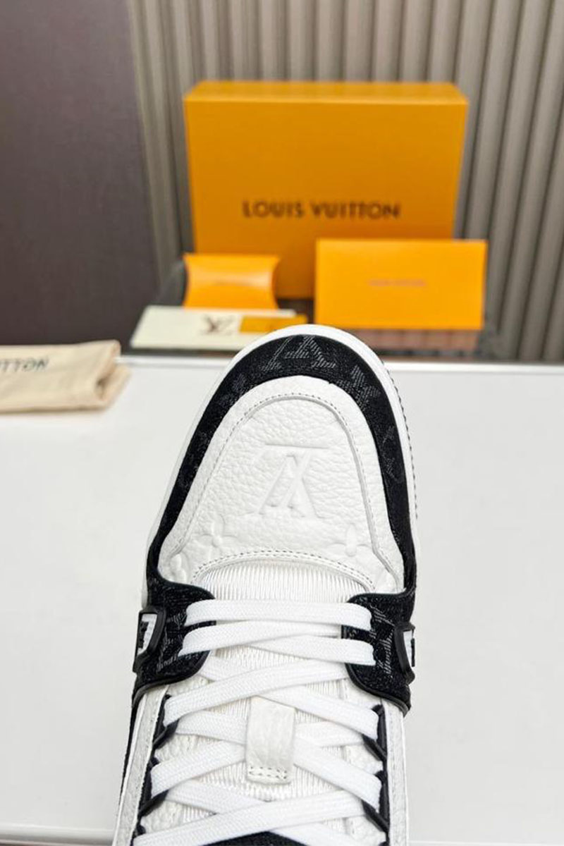 Lоuis Vuittоn Кожаные кроссовки Trainer Monogram - White / Black