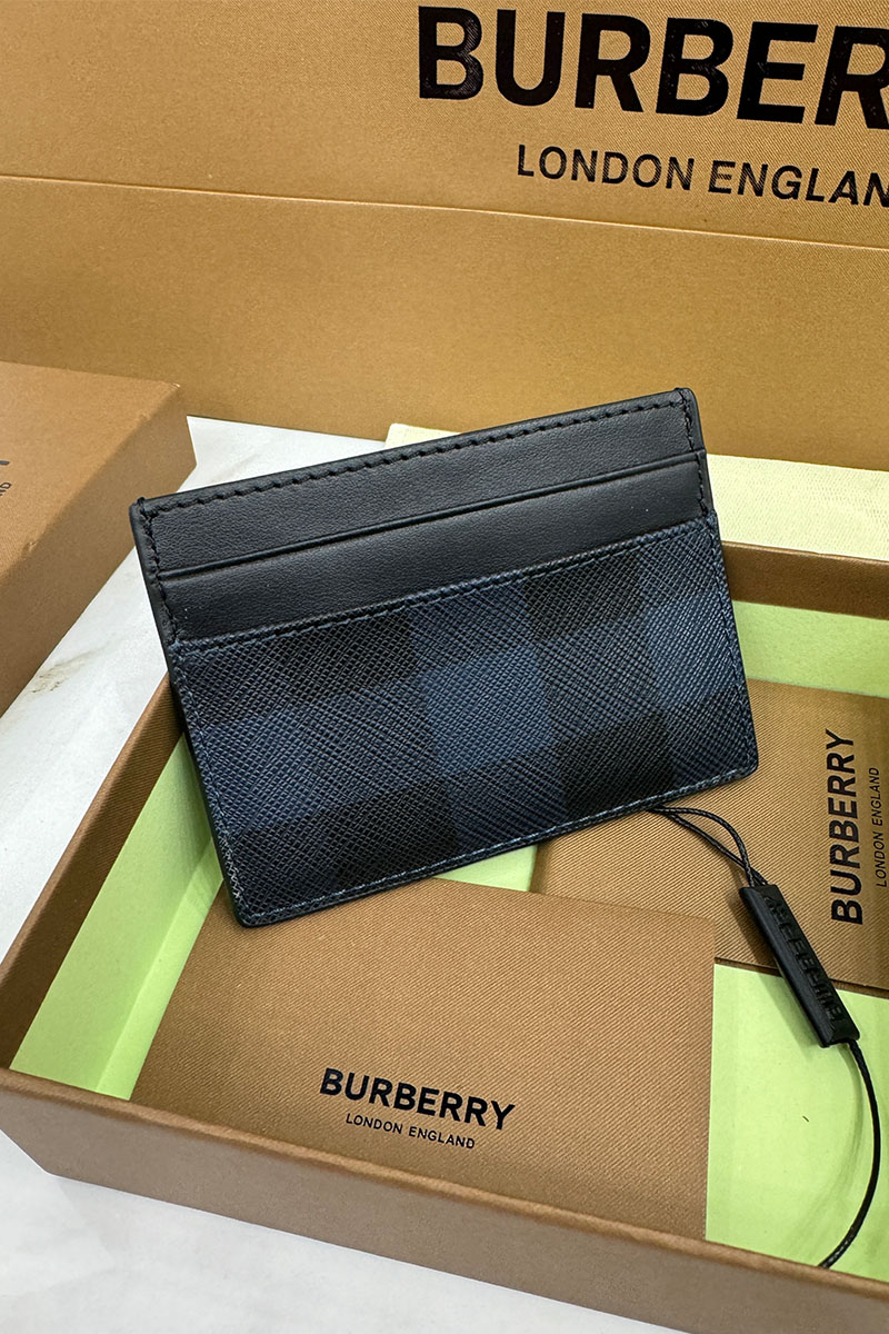 Burberry Кожаный кардхолдер Premium 10x7 см