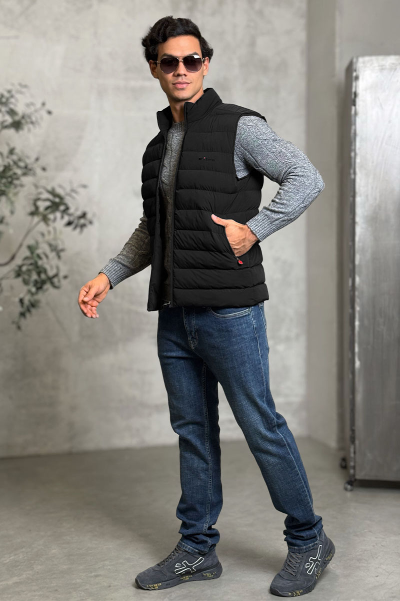 Kiton Мужской чёрный жилет 