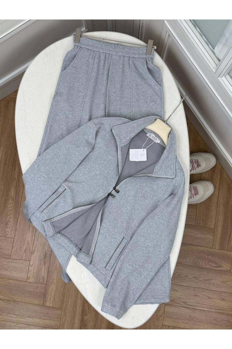 Designer Женский костюм серого цвета