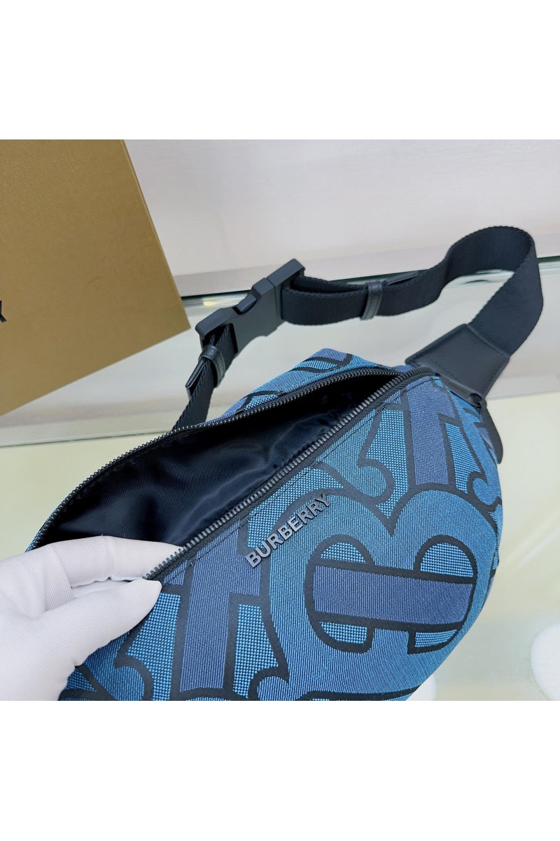 Burberry Текстильная сумка на пояс Sonny Premium 31x7x14 см