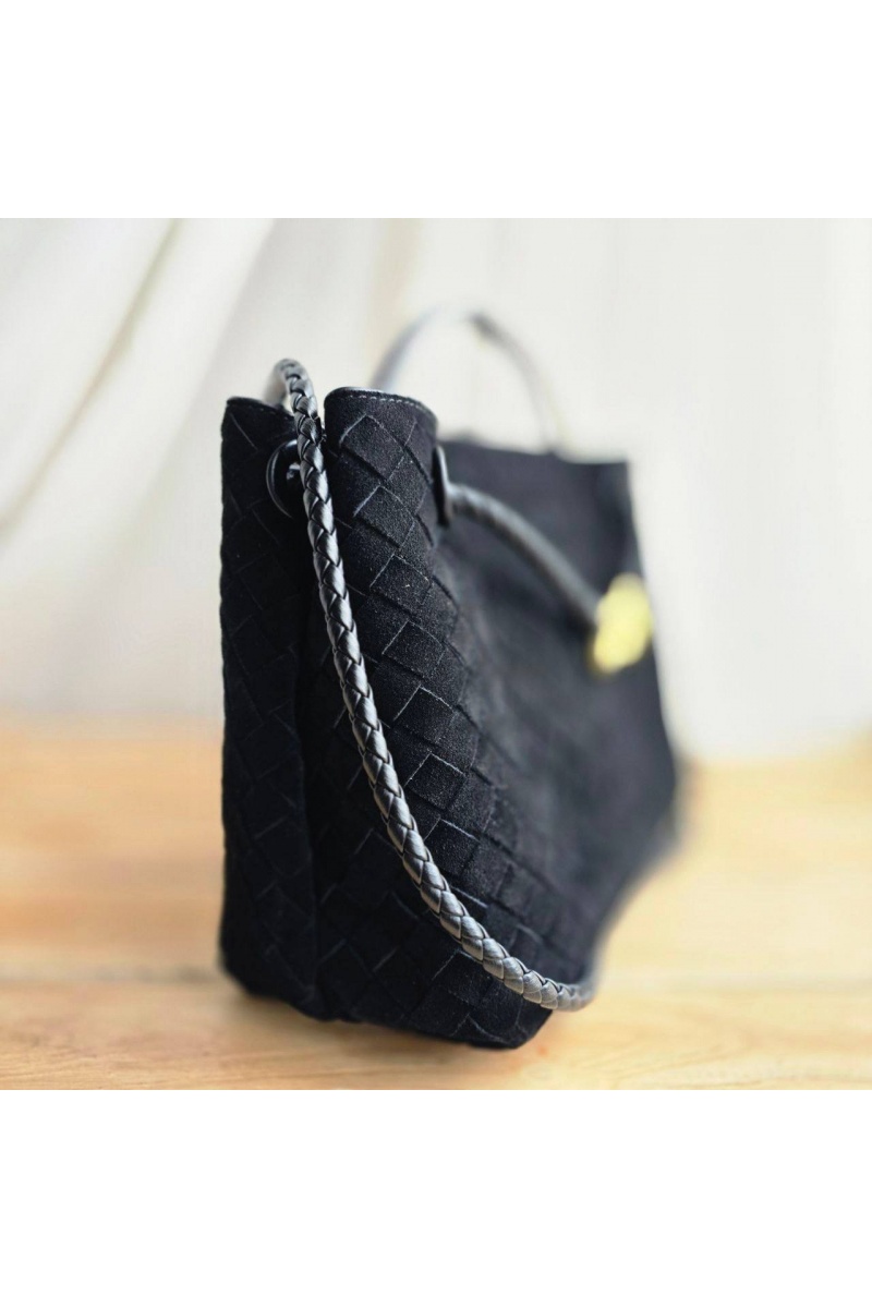 Bottega Veneta Замшевая чёрная сумка 30x23 см