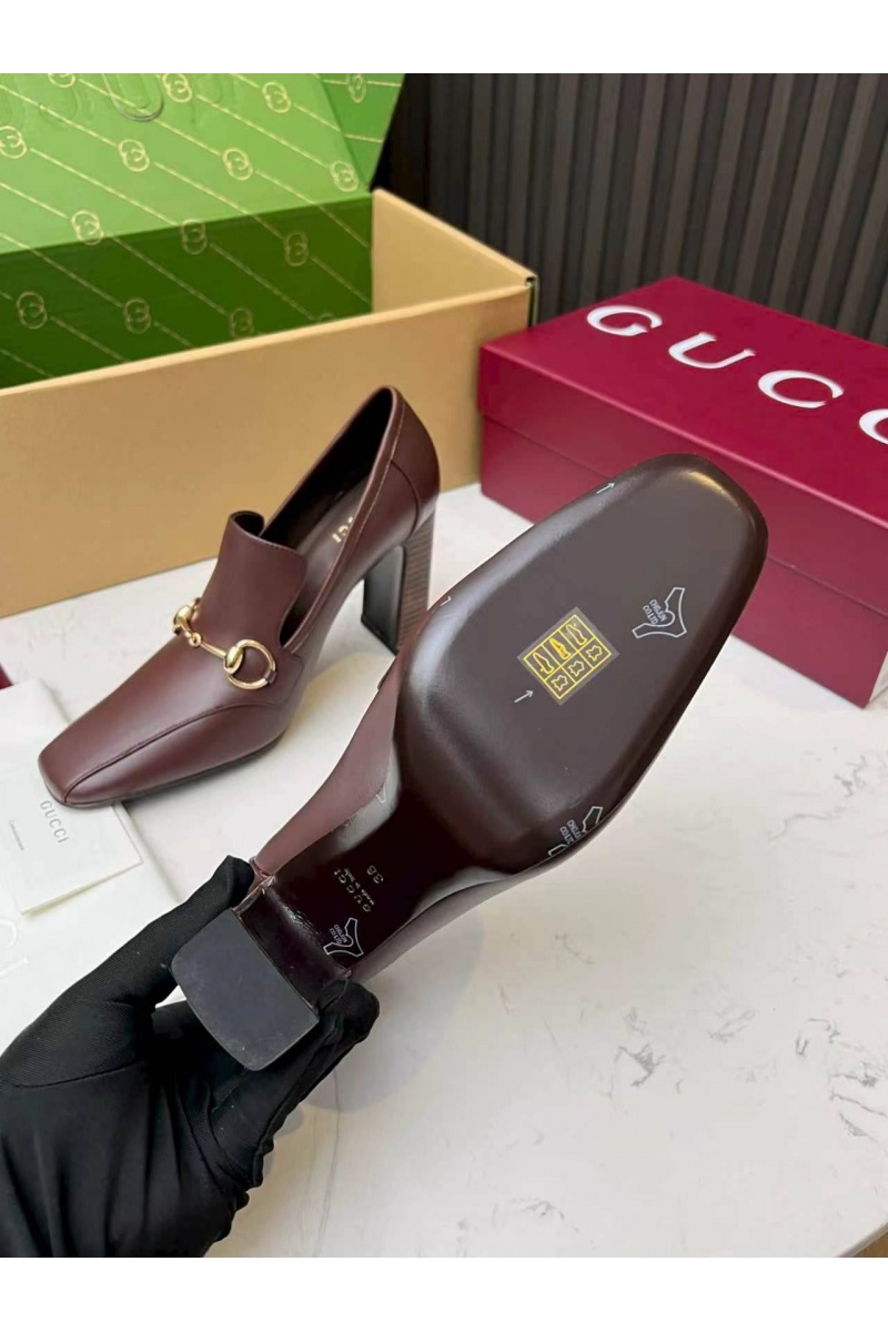 Gucci Женские кожаные лоферы на каблуке Signora Pump premium