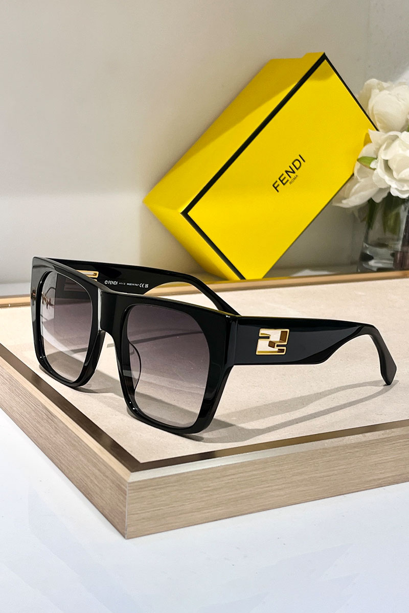 Fendi Солнцезащитные очки Baguette