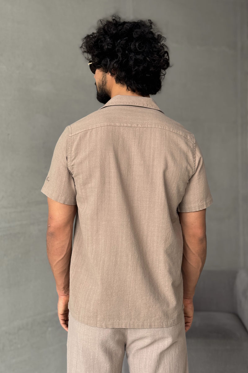 Loro Piana Мужская рубашка бежевого цвета 