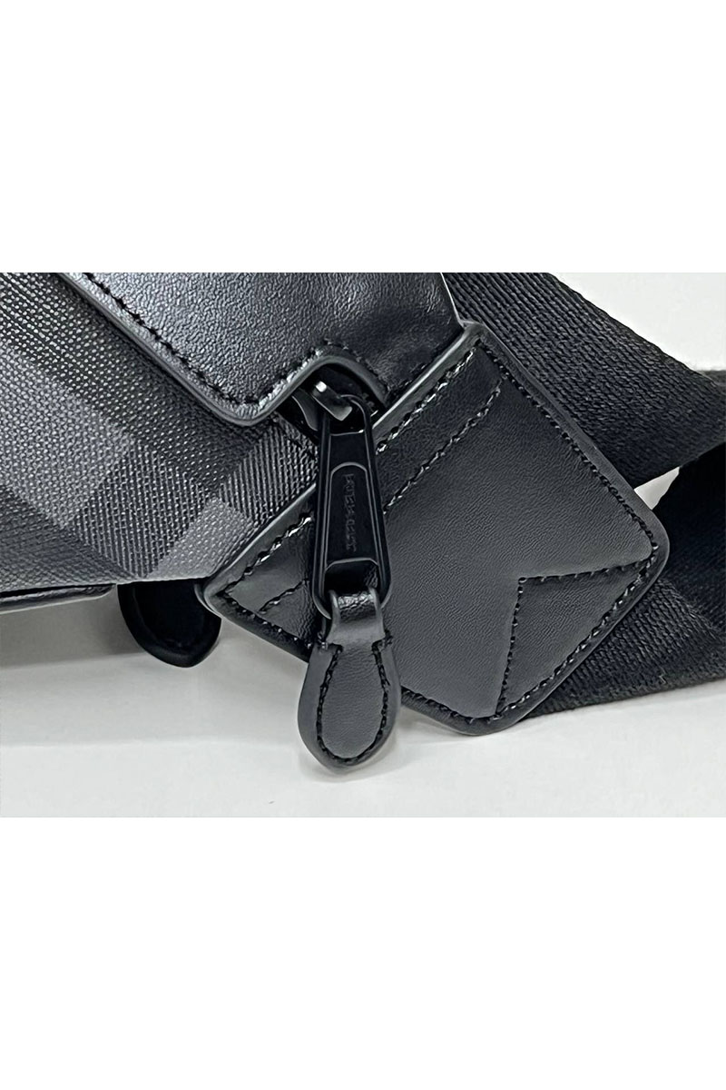 Burberry Сумка на пояс Sonny Check 28x14 см