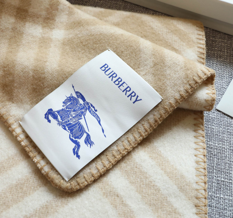 Burberry Шарф Check premium 182x30 см - Beige