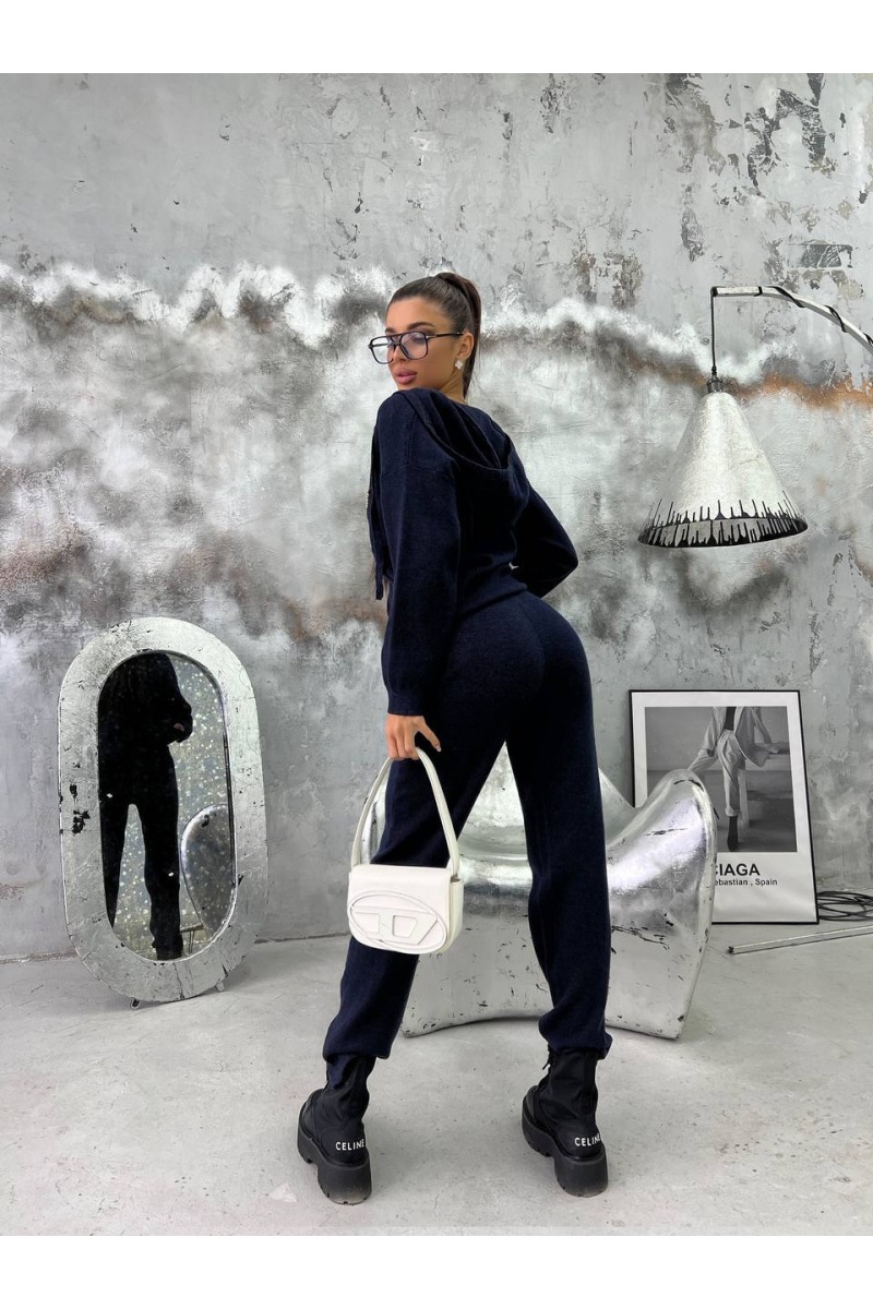 Designer Clothing Женский cиний костюм Max Mara