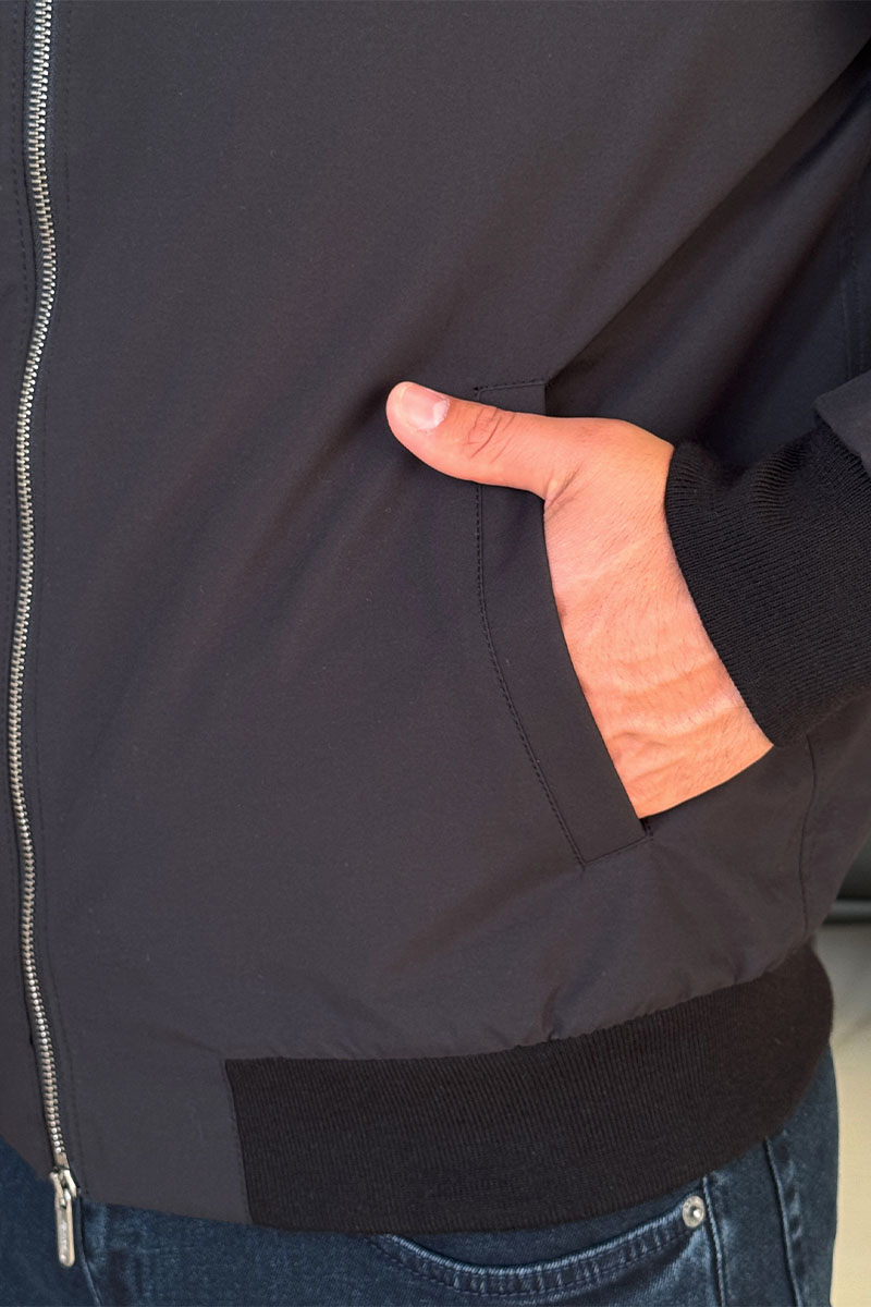 Brioni Мужская чёрная ветровка logo-embroidered