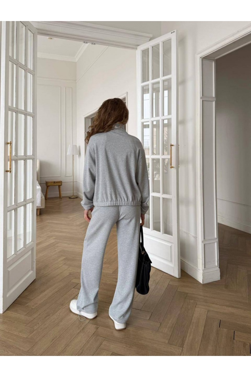 Designer Женский костюм серого цвета