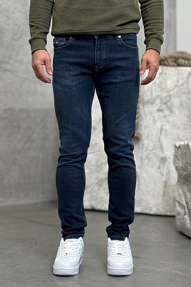 Мужские тёмно-синие джинсы