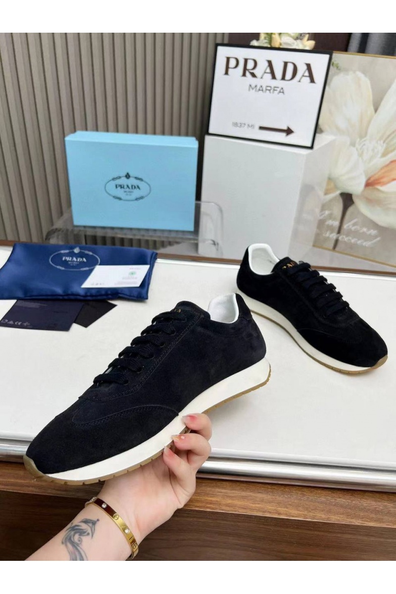 Prada Женские замшевые кроссовки Premium - Black