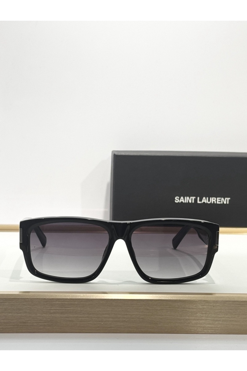 Yves Saint Laurent Солнцезащитные очки 