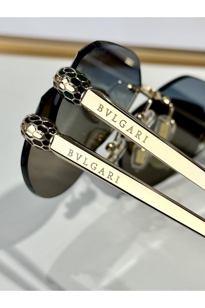 Designer Clothing Солнцезащитные очки Bvlgari Serpenti