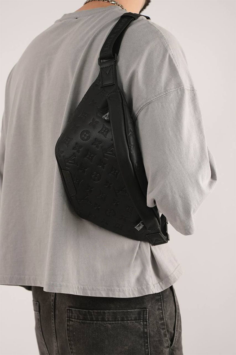 Lоuis Vuittоn Поясная сумка Discovery PM Premium 47x20x9 см