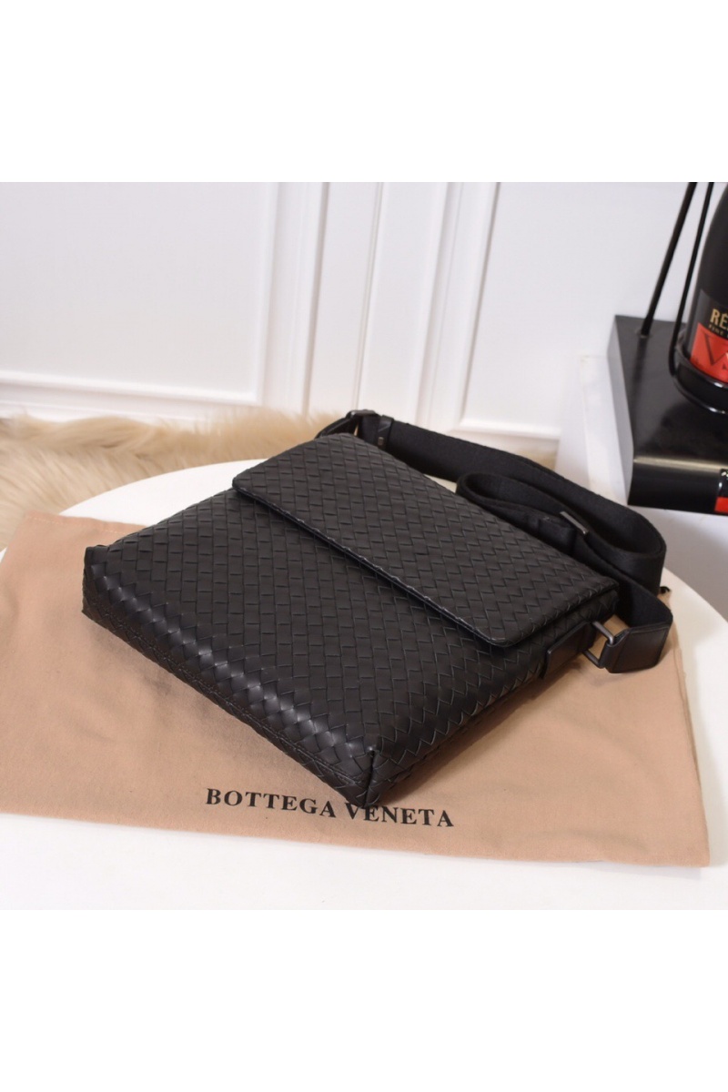 Bottega Veneta Кожаная сумка Premium 30x30x5.5 см