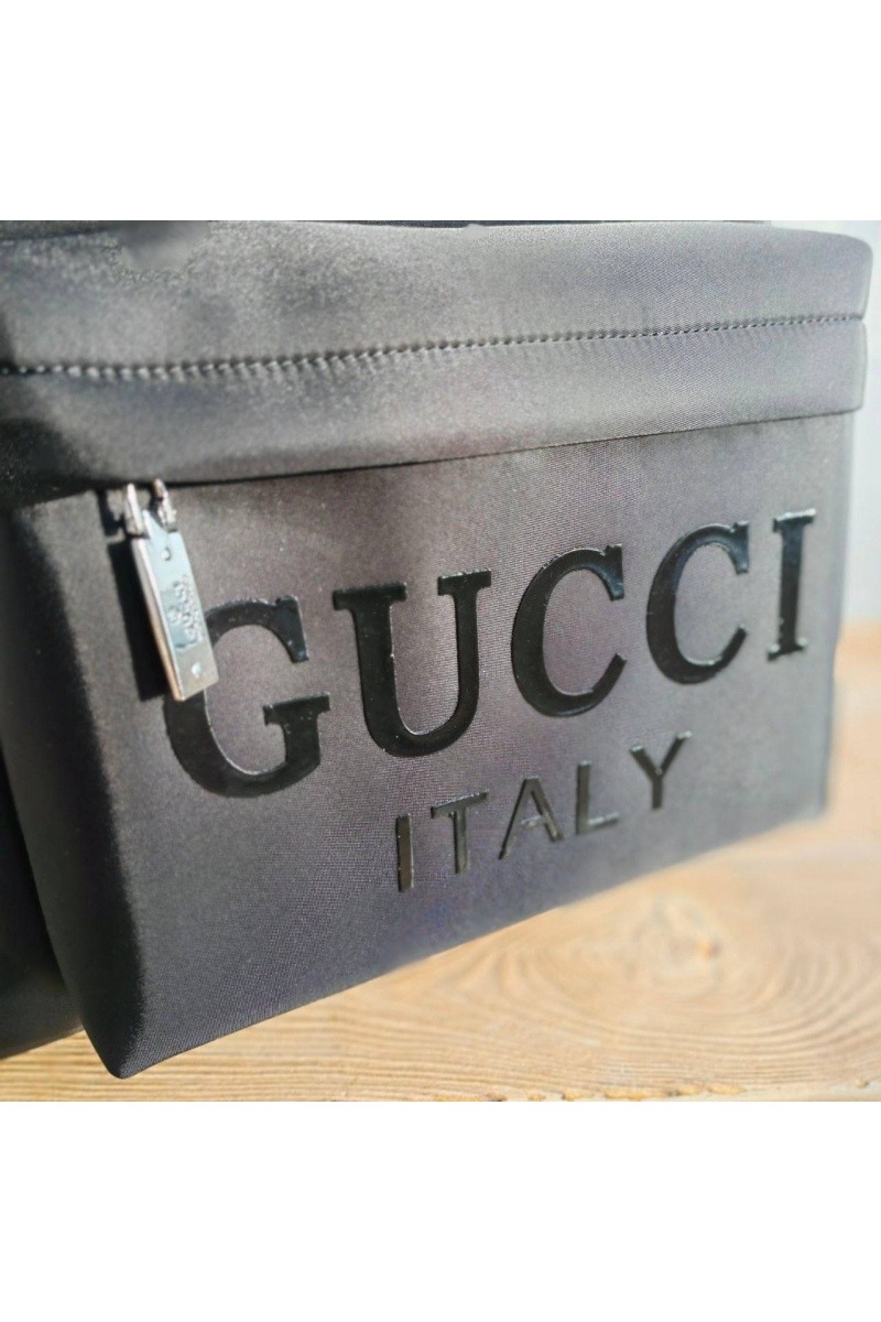 Gucci Нейлоновый рюкзак чёрного цвета 41x30.5 см