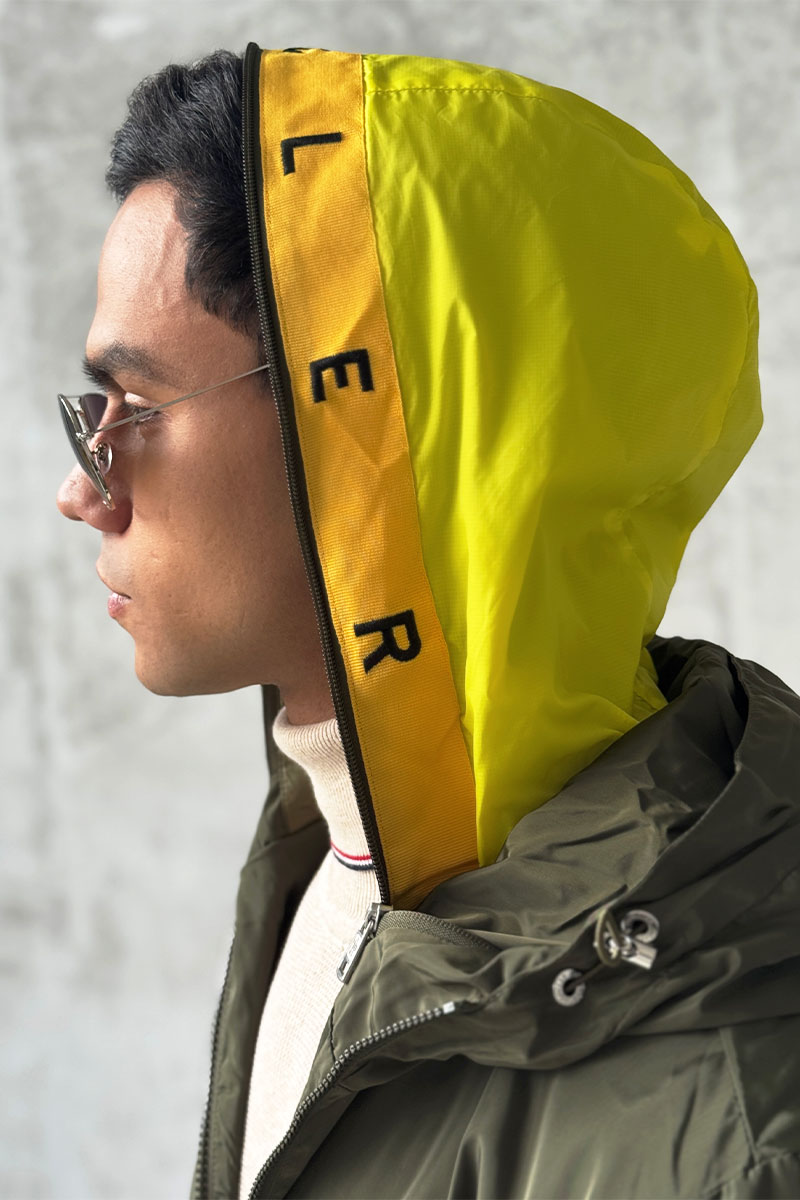 Moncler Зелёная ветровка logo-patch