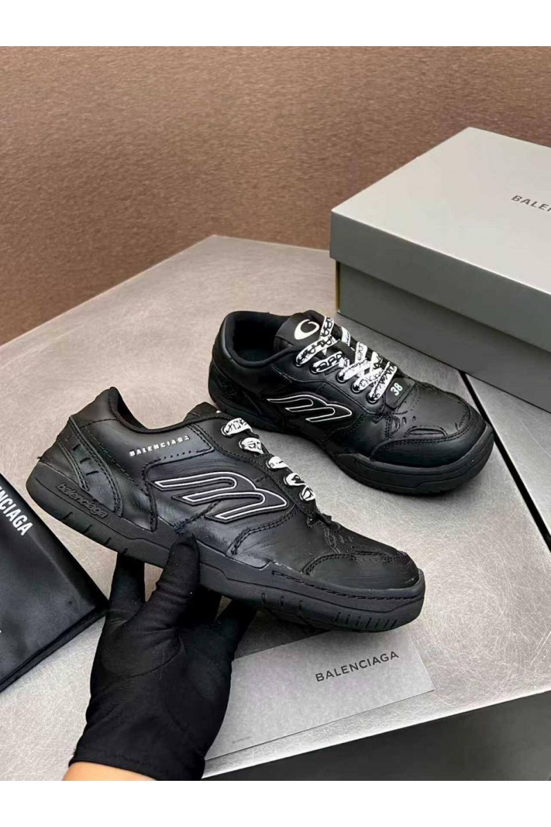 Balenciaga Женские кожаные кроссовки Hamptons Worn-Out premium