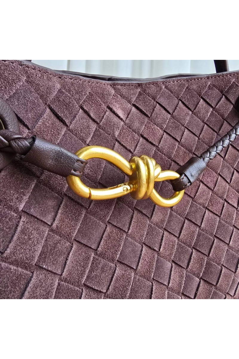 Bottega Veneta Замшевая сумка 30x23 см
