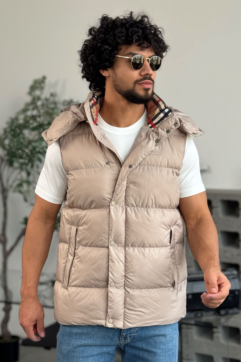 Burberry Светло-бежевый жилет logo-patch