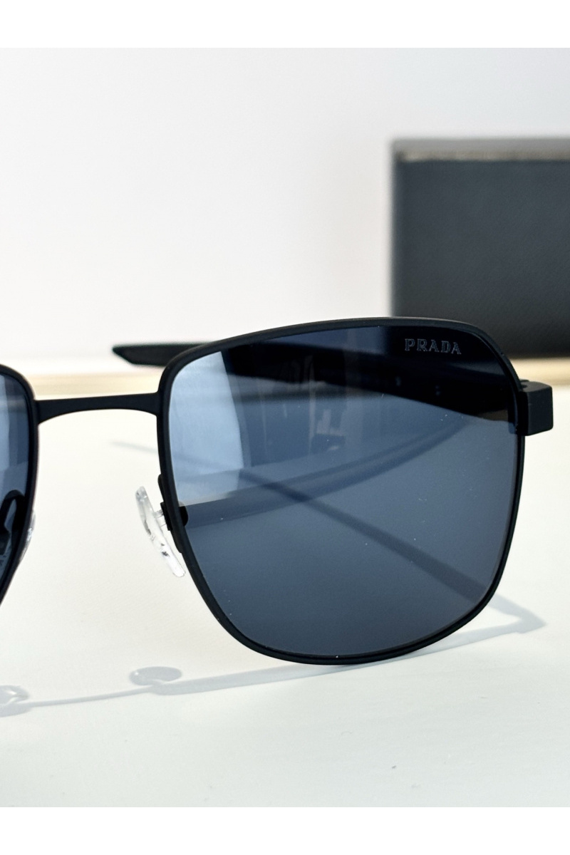 Prada Солнцезащитные очки Linea Rossa