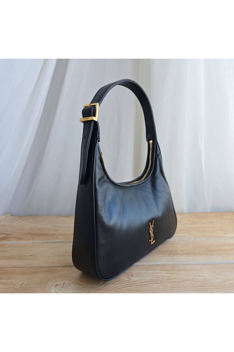 Yves Saint Laurent Кожаная сумка Calypso Mini 25x14 см