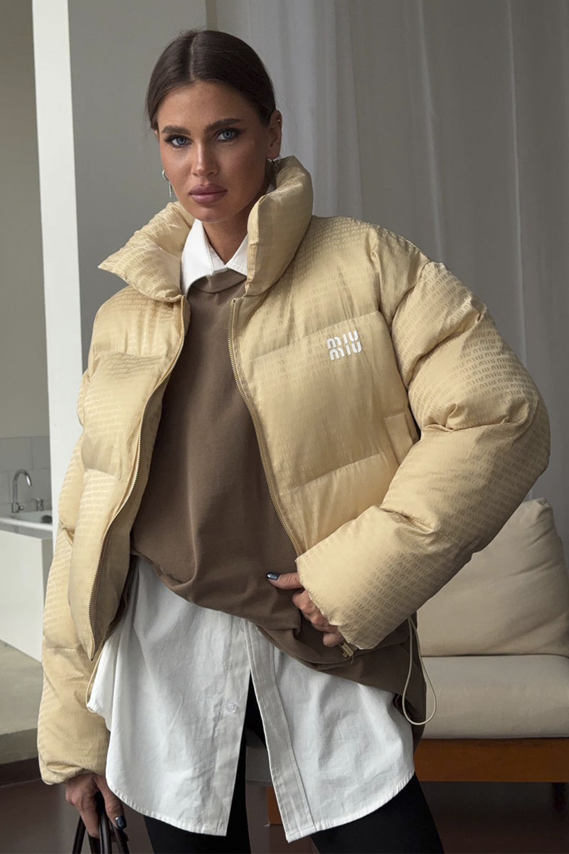 MIU MIU Бежевая женская куртка 