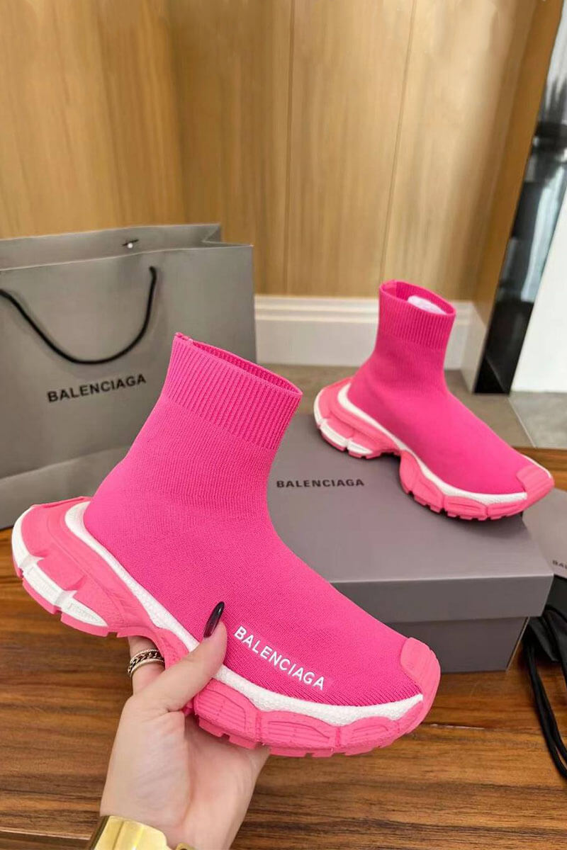 Balenciaga Женские кроссовки розового цвета 