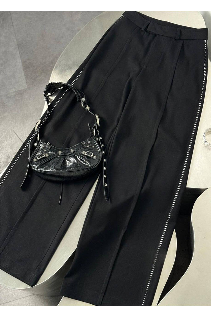 Designer Clothing Женские брюки Maison Margiela чёрного цвета