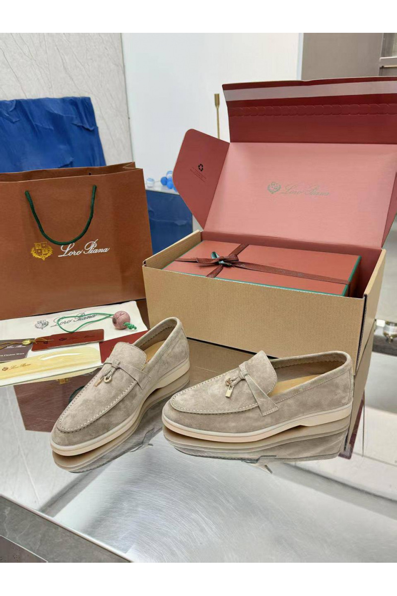 Loro Piana Женские замшевые лоферы Summer Charms Walk premium