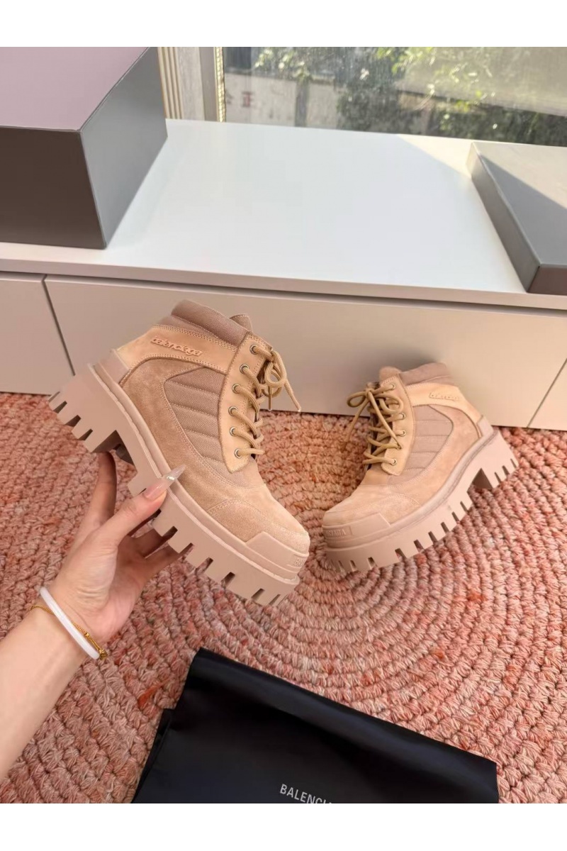 Balenciaga Женские ботинки Combat Strike Low premium