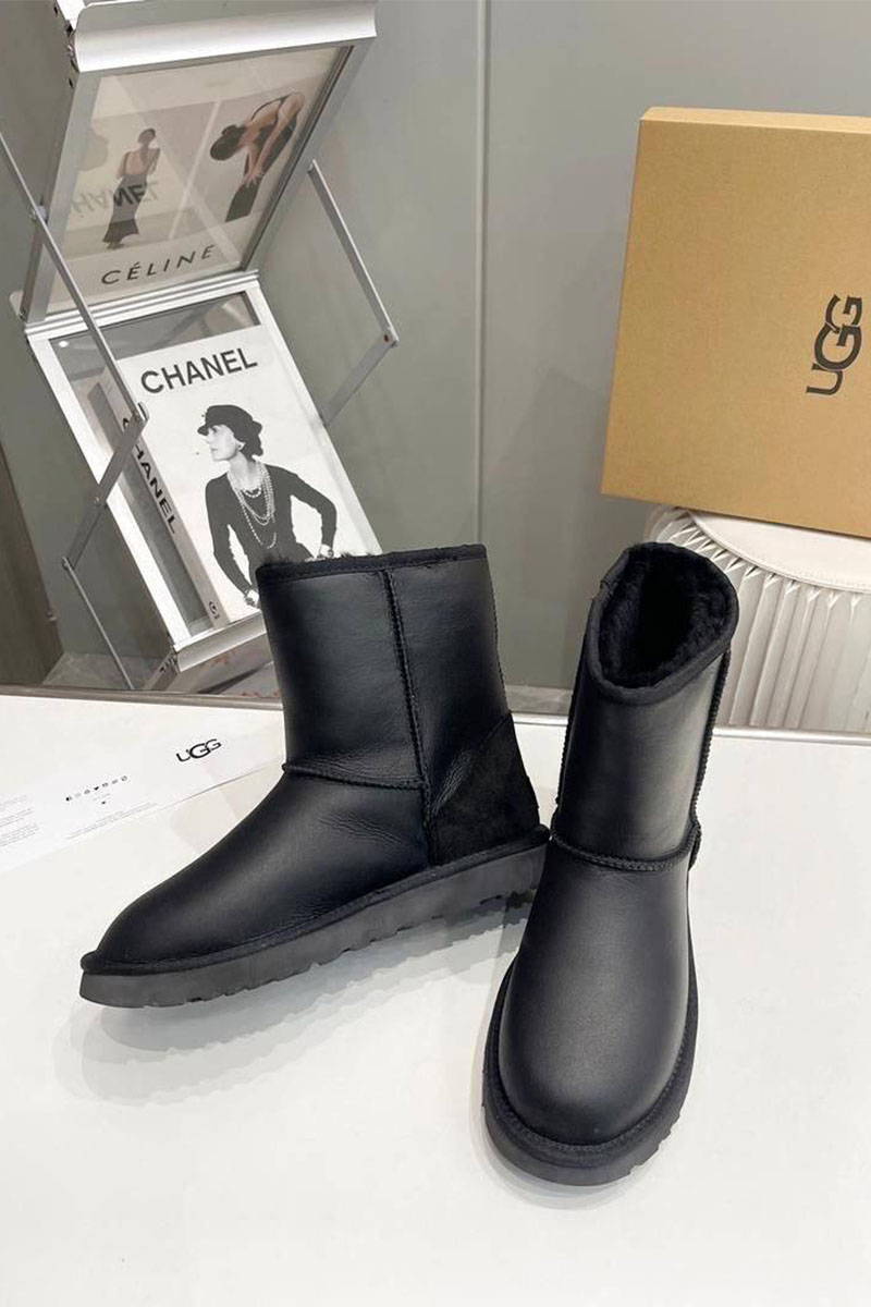 UGG Мужские чёрные ботинки Classic