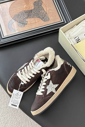 Женские кроссовки с мехом Golden Goose