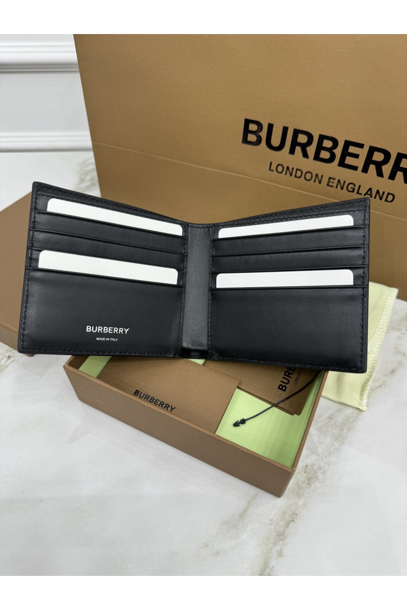 Burberry Кожаный кошелёк Premium 11x10 см 