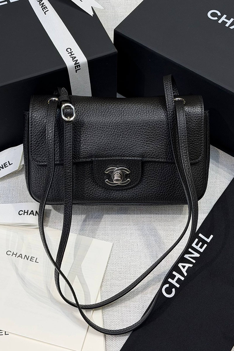 Chаnеl Кожаная сумка Flap premium 20x13x6 см