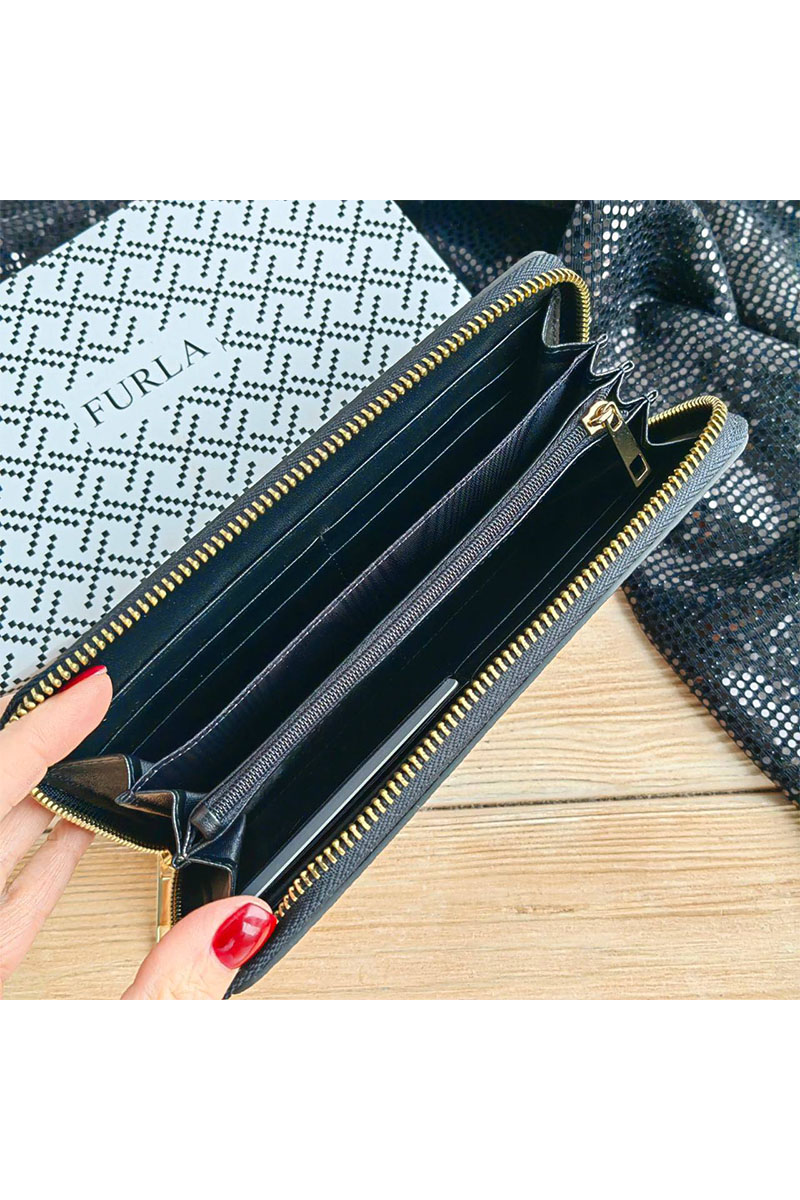 Designer Clothing Кожаное портмоне чёрного цвета 19.5x10.5 см