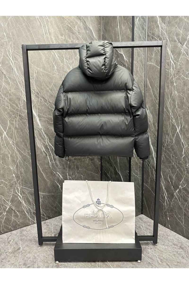 Prada Мужской пуховик logo-plaque - Black